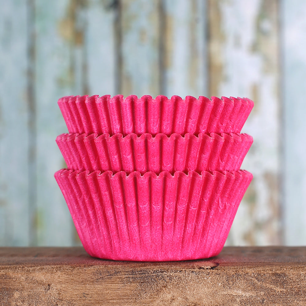 Bulk Pink Cupcake Liners: Solid | www.sprinklebeesweet.com