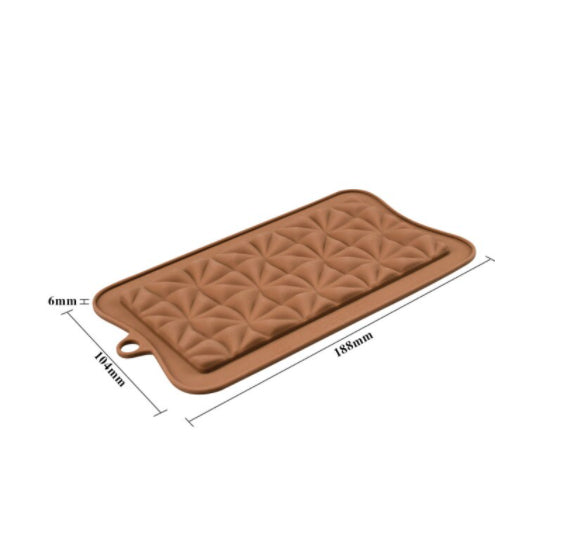 Chocolate Bar Mold: Pinwheel | www.sprinklebeesweet.com