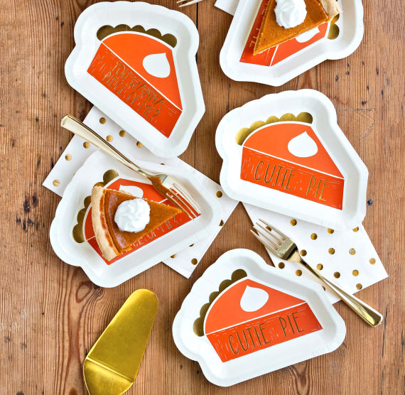 Pumpkin Pie Shaped Plates | www.sprinklebeesweet.com