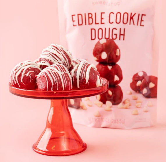 Red Velvet Edible Cookie Dough | www.sprinklebeesweet.com