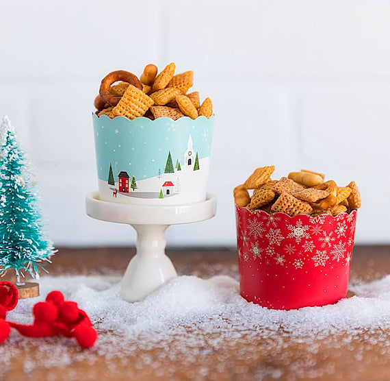 Christmas Baking Cups: Snowy Town + Snowflakes | www.sprinklebeesweet.com