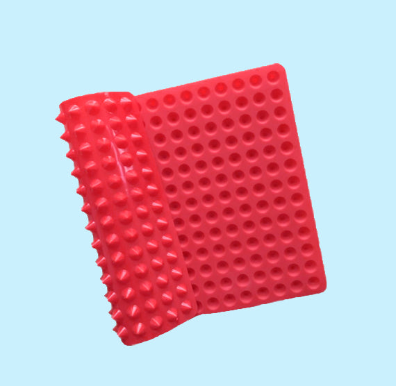 Mini Spikes Candy Mold | www.sprinklebeesweet.com
