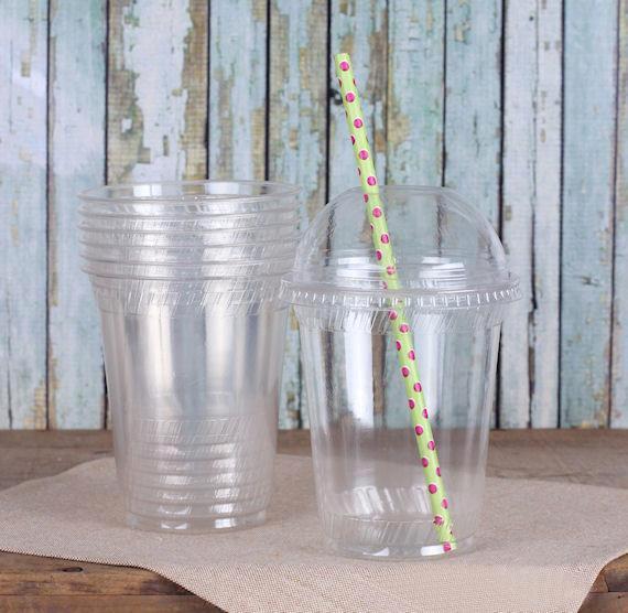 Clear Plastic Cups with Lids: 12oz | www.sprinklebeesweet.com