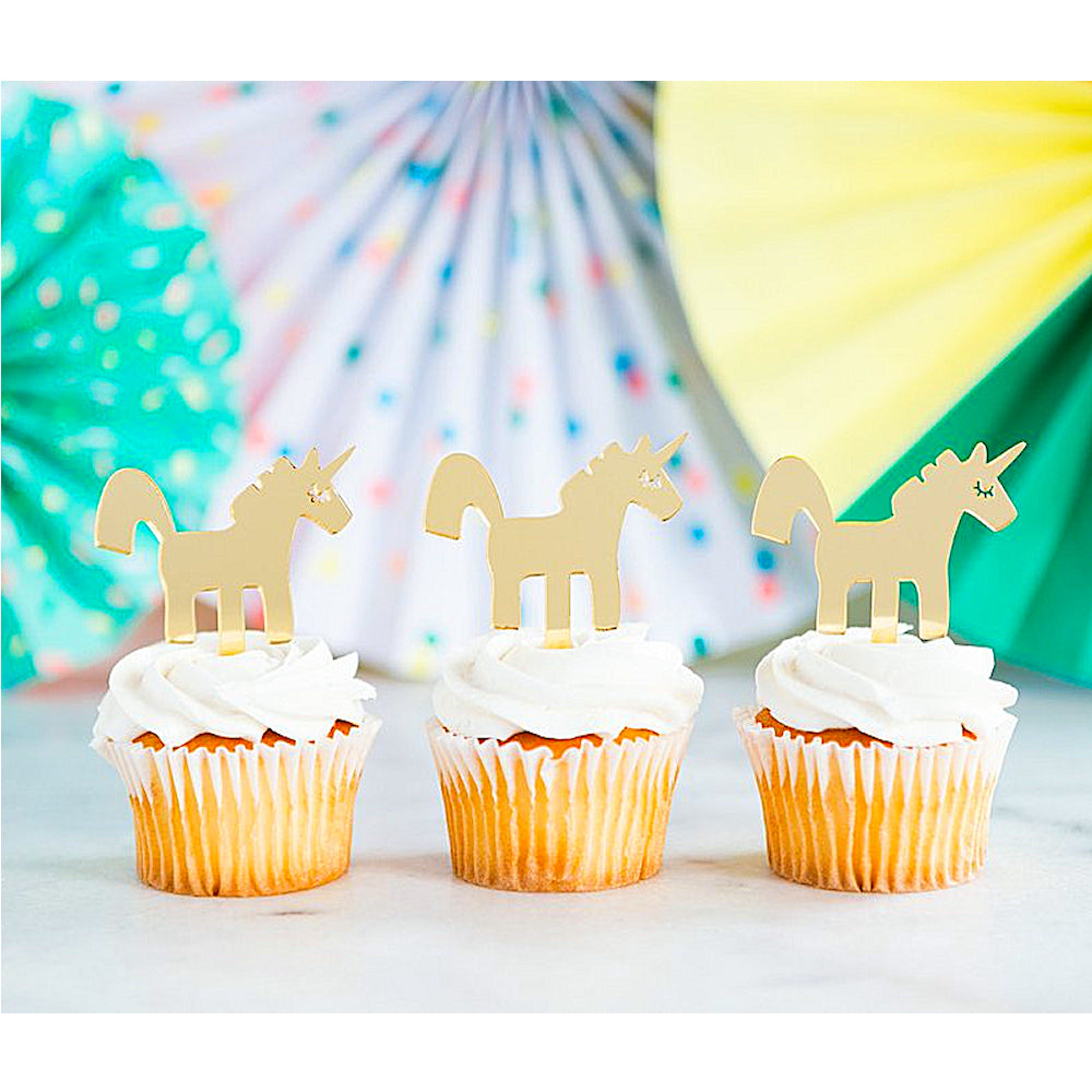 Unicorn Cupcake Toppers | www.sprinklebeesweet.com