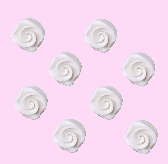 Edible White Fondant Roses: .5" | www.sprinklebeesweet.com